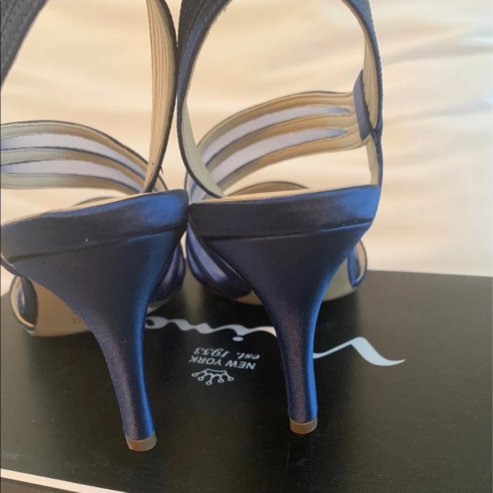 Heels - Picture 3 of 5